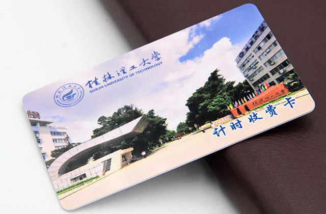 非接觸式智能卡如何工作？